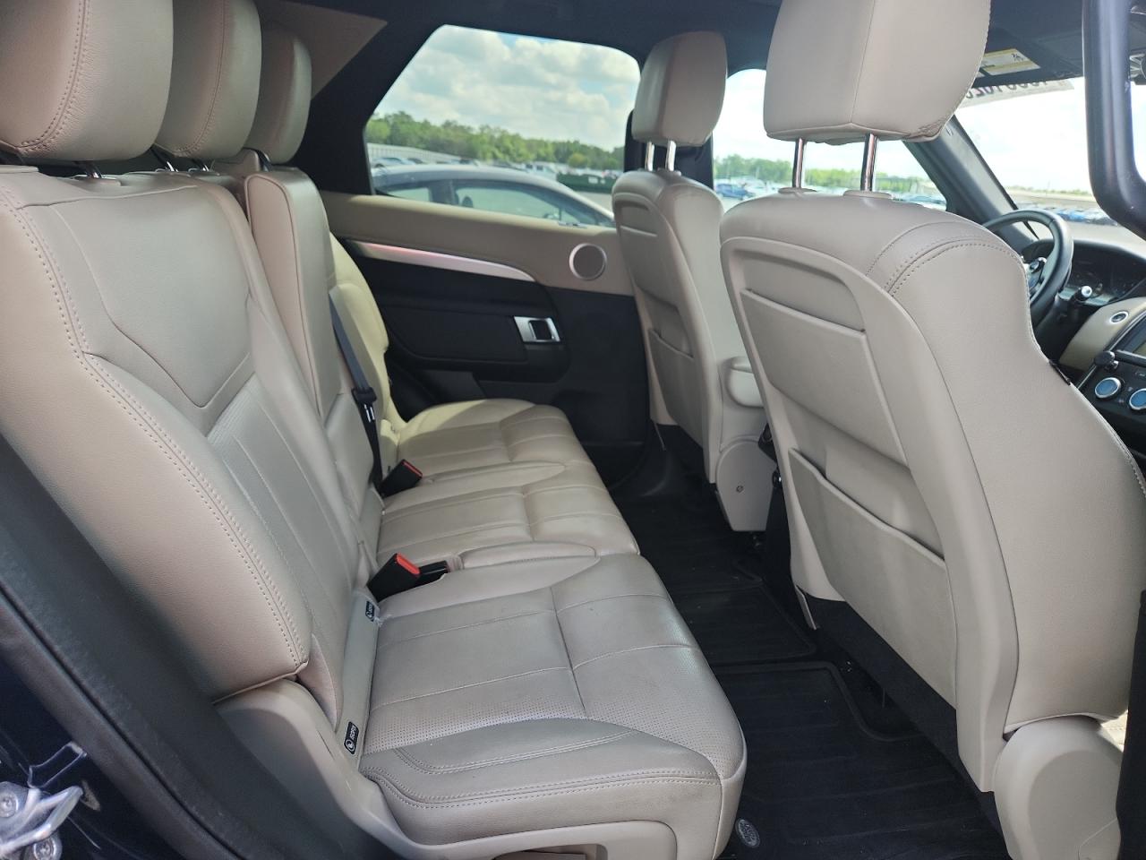 2020 LAND ROVER DISCOVERY LANDMARK photo 11