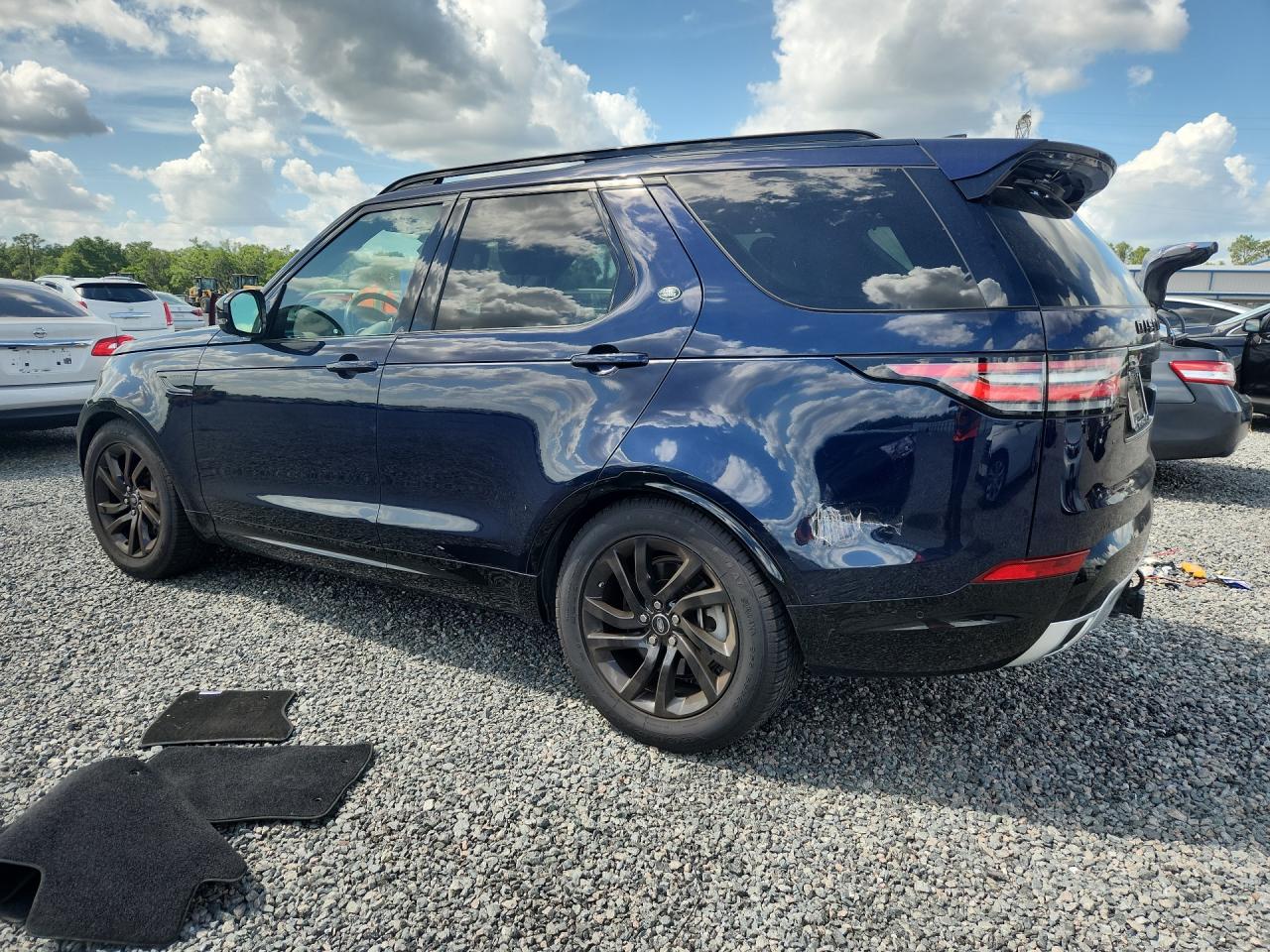 2020 LAND ROVER DISCOVERY LANDMARK photo 2