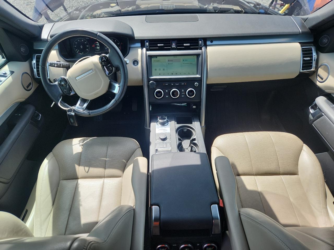2020 LAND ROVER DISCOVERY LANDMARK photo 8