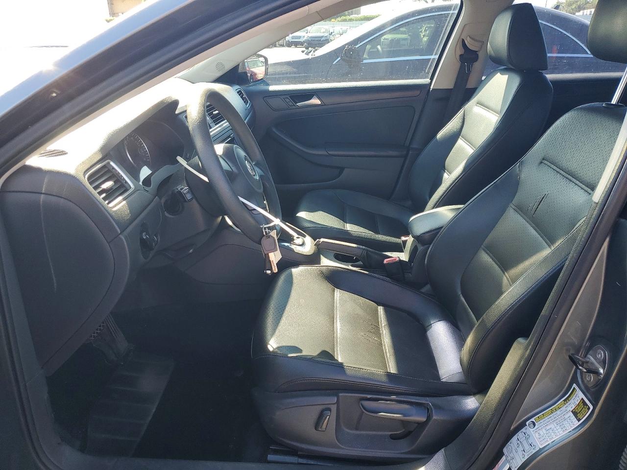 2014 VOLKSWAGEN JETTA SE photo 13