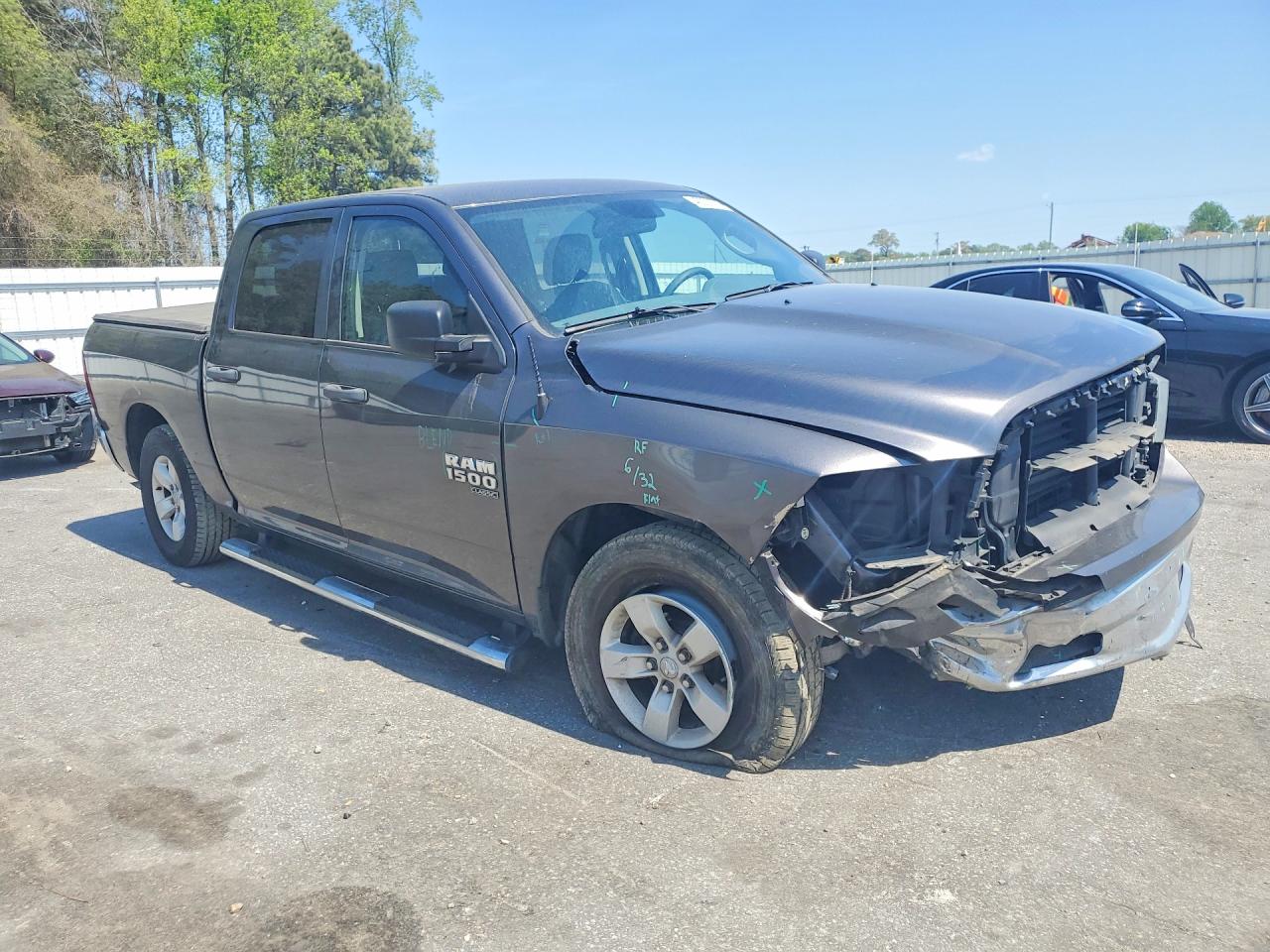 2019 RAM 1500 CLASSIC TRADESMAN photo 7