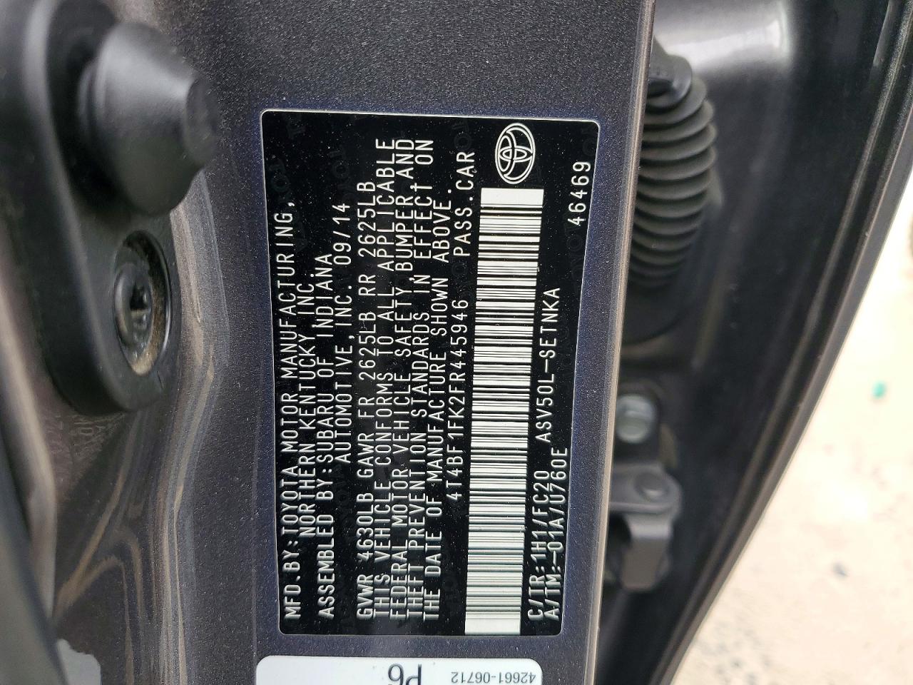 2015 TOYOTA CAMRY LE photo 25