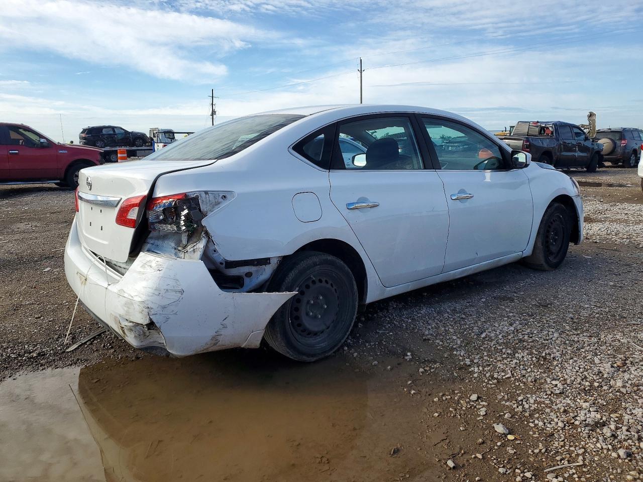 2015 NISSAN SENTRA S photo 5