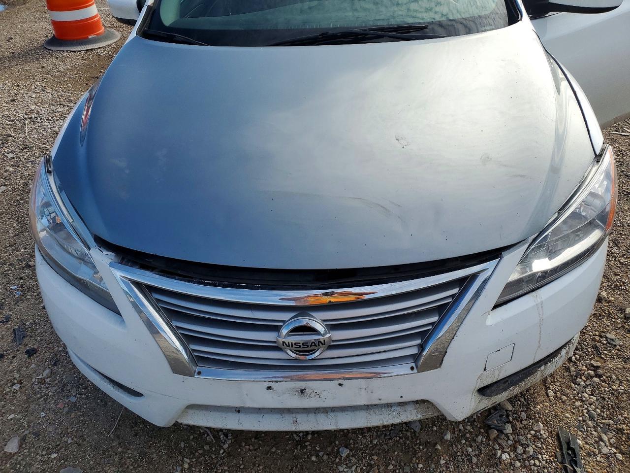2015 NISSAN SENTRA S photo 21