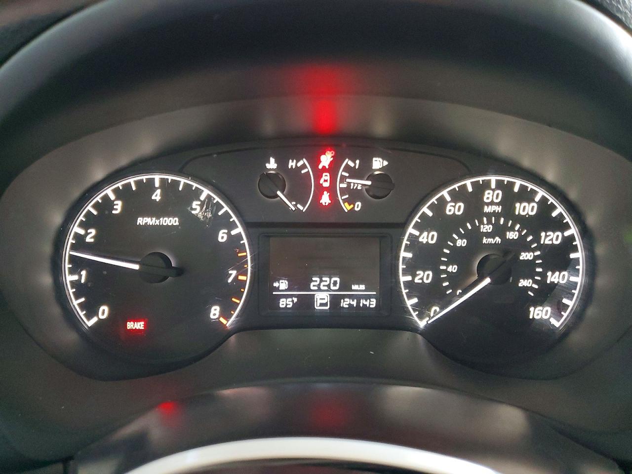 2016 NISSAN SENTRA S photo 25