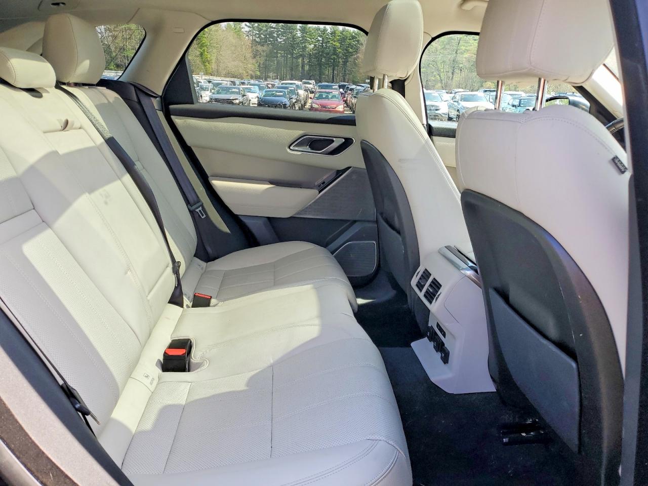 2018 LAND ROVER RANGE ROVER VELAR S photo 31