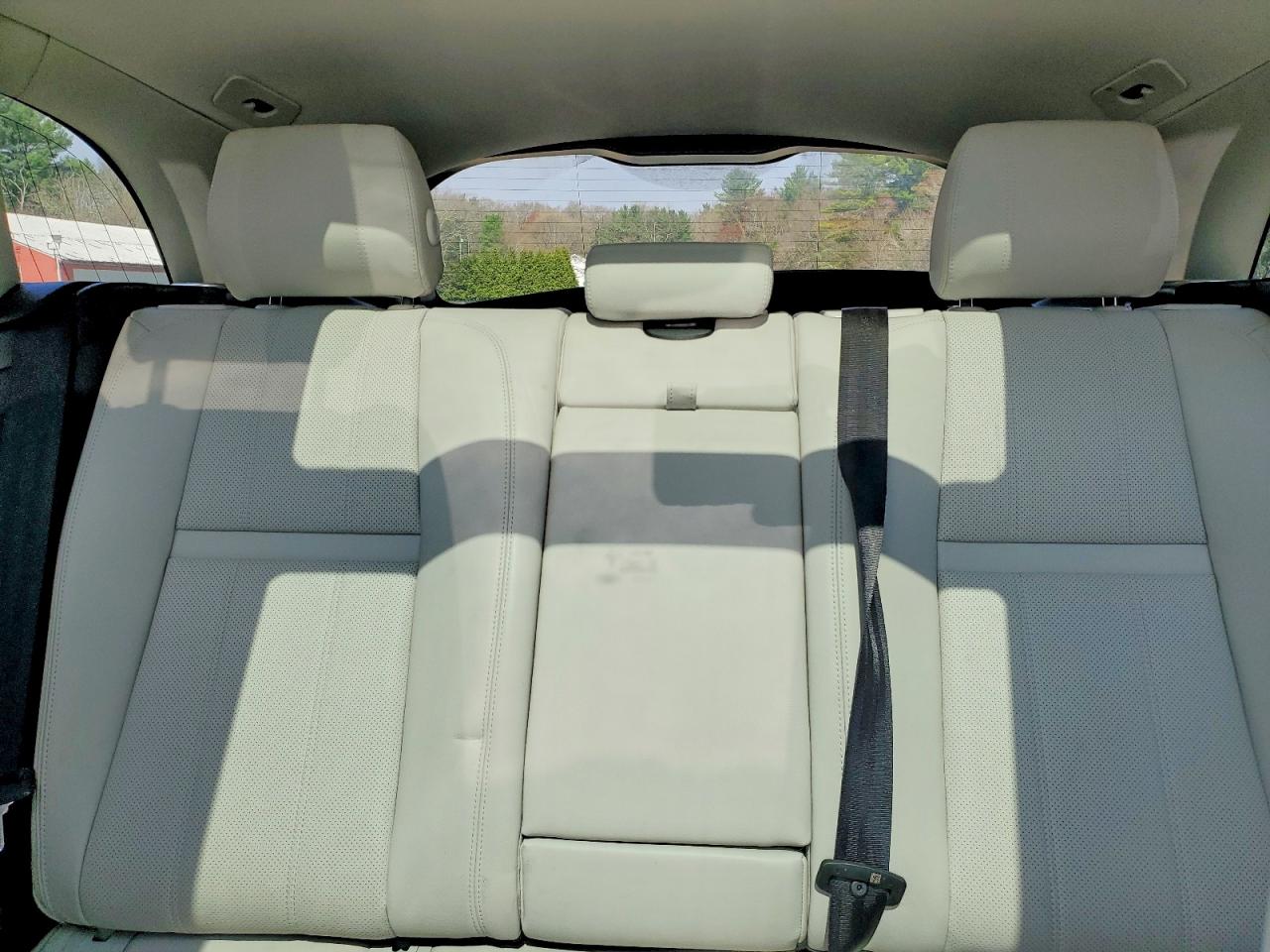 2018 LAND ROVER RANGE ROVER VELAR S photo 28