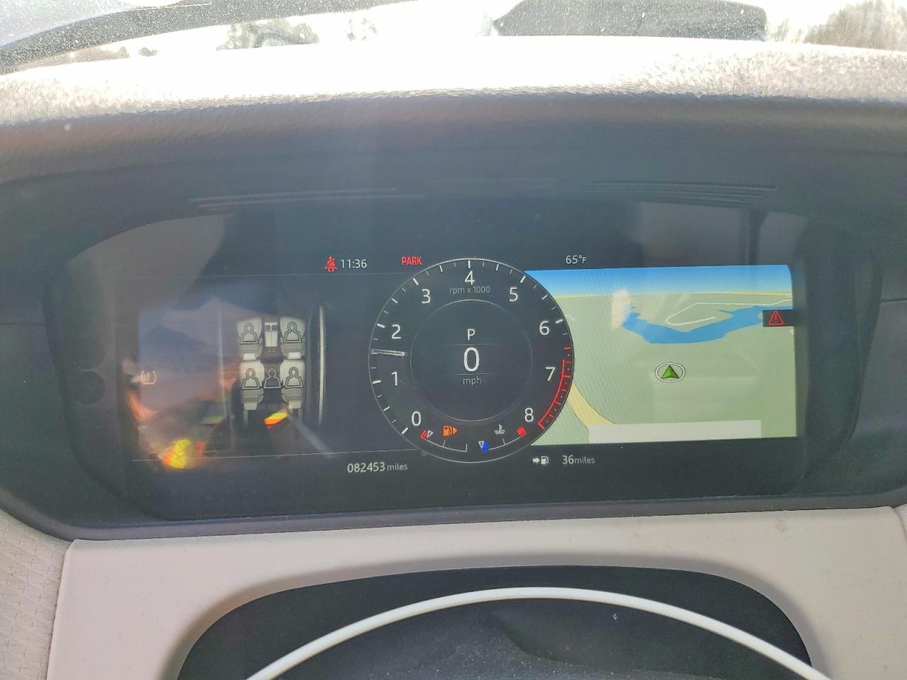 2018 LAND ROVER RANGE ROVER VELAR S photo 25