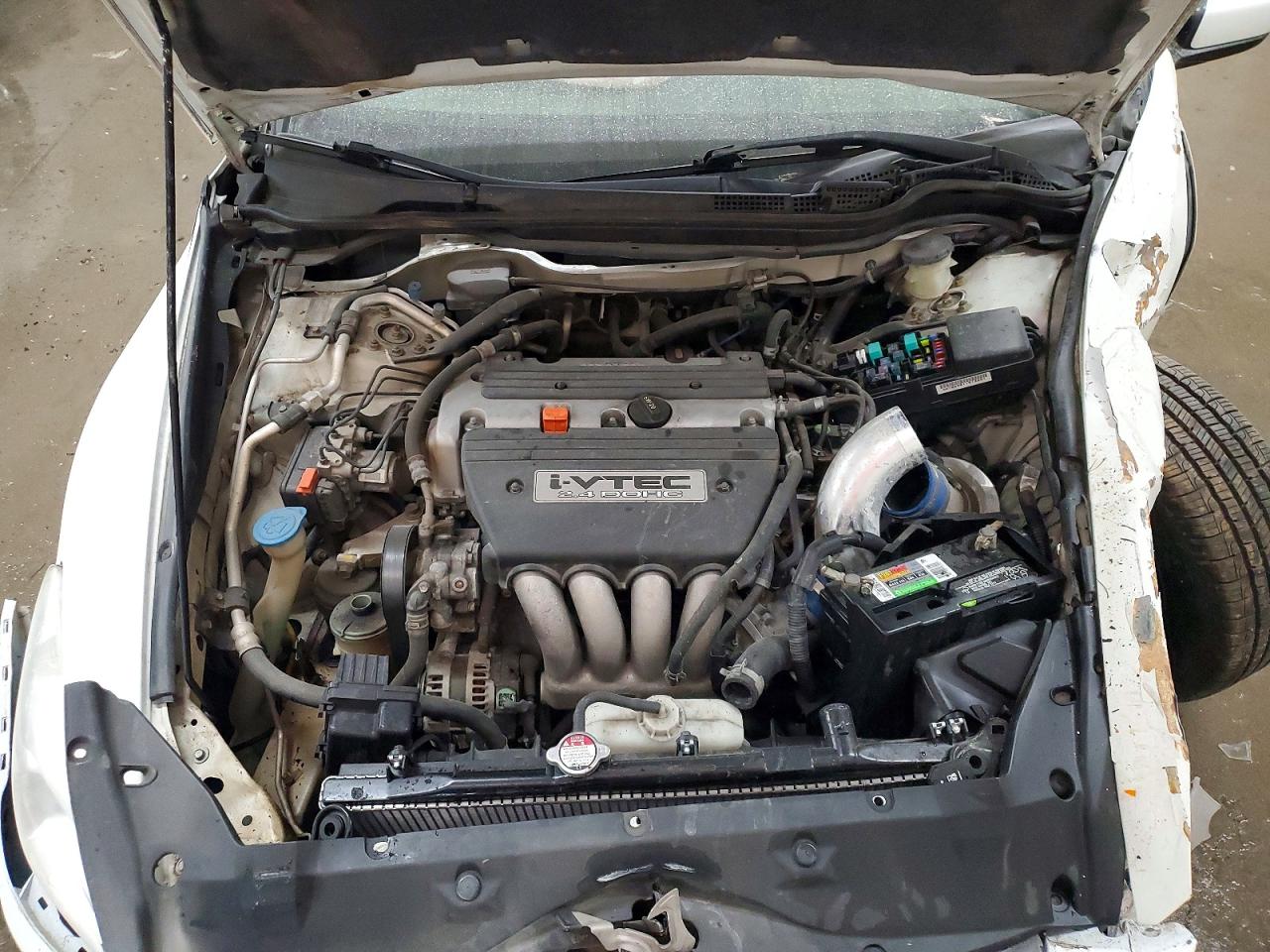 2005 HONDA ACCORD LX photo 31