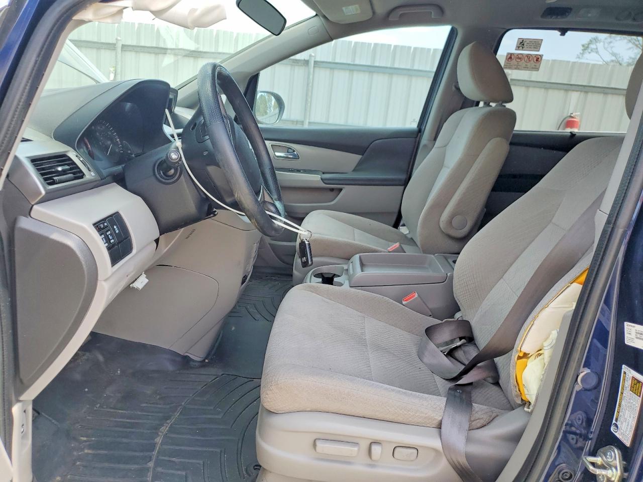 2016 HONDA ODYSSEY SE photo 7