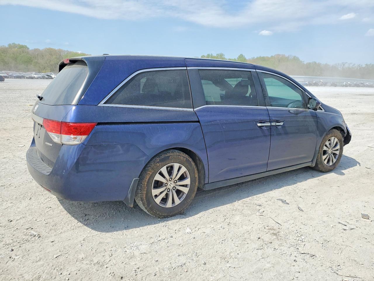 2016 HONDA ODYSSEY SE photo 3
