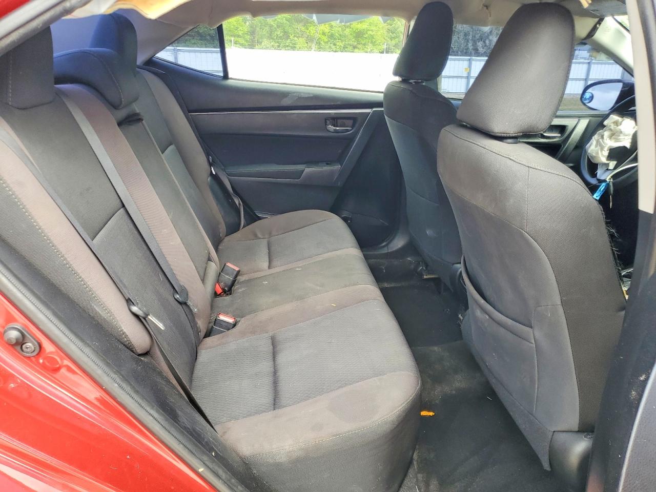 2017 TOYOTA COROLLA LE photo 10