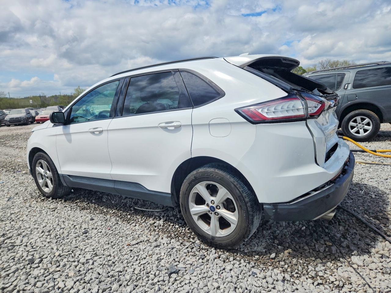 2015 FORD EDGE SE photo 2