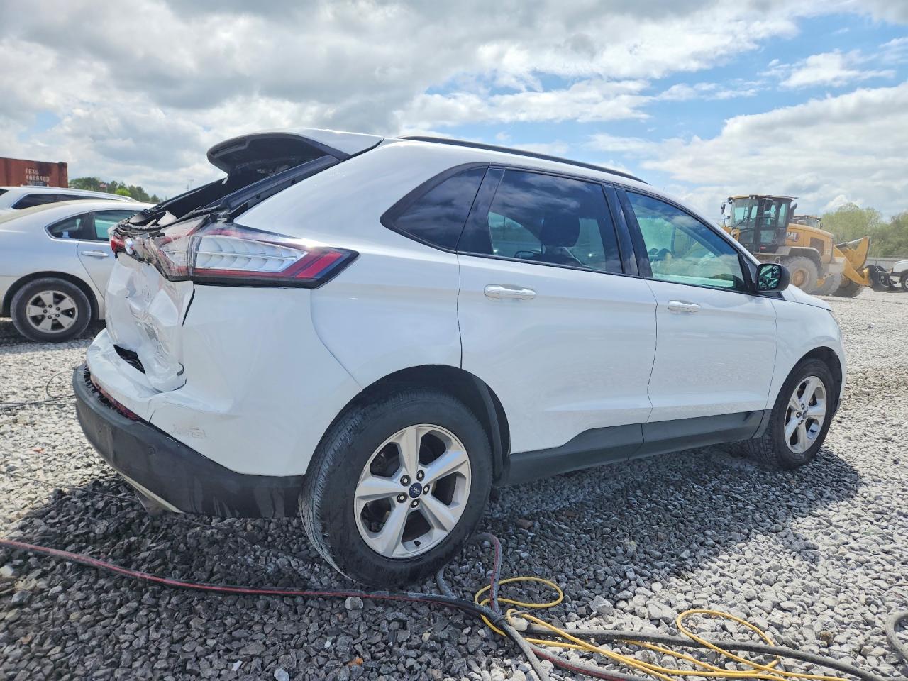 2015 FORD EDGE SE photo 3