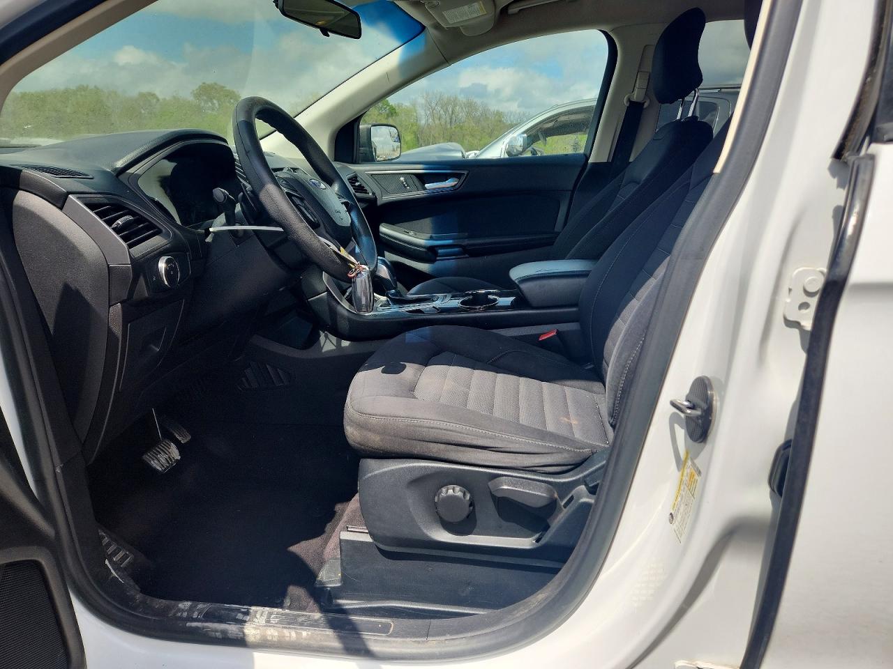 2015 FORD EDGE SE photo 7