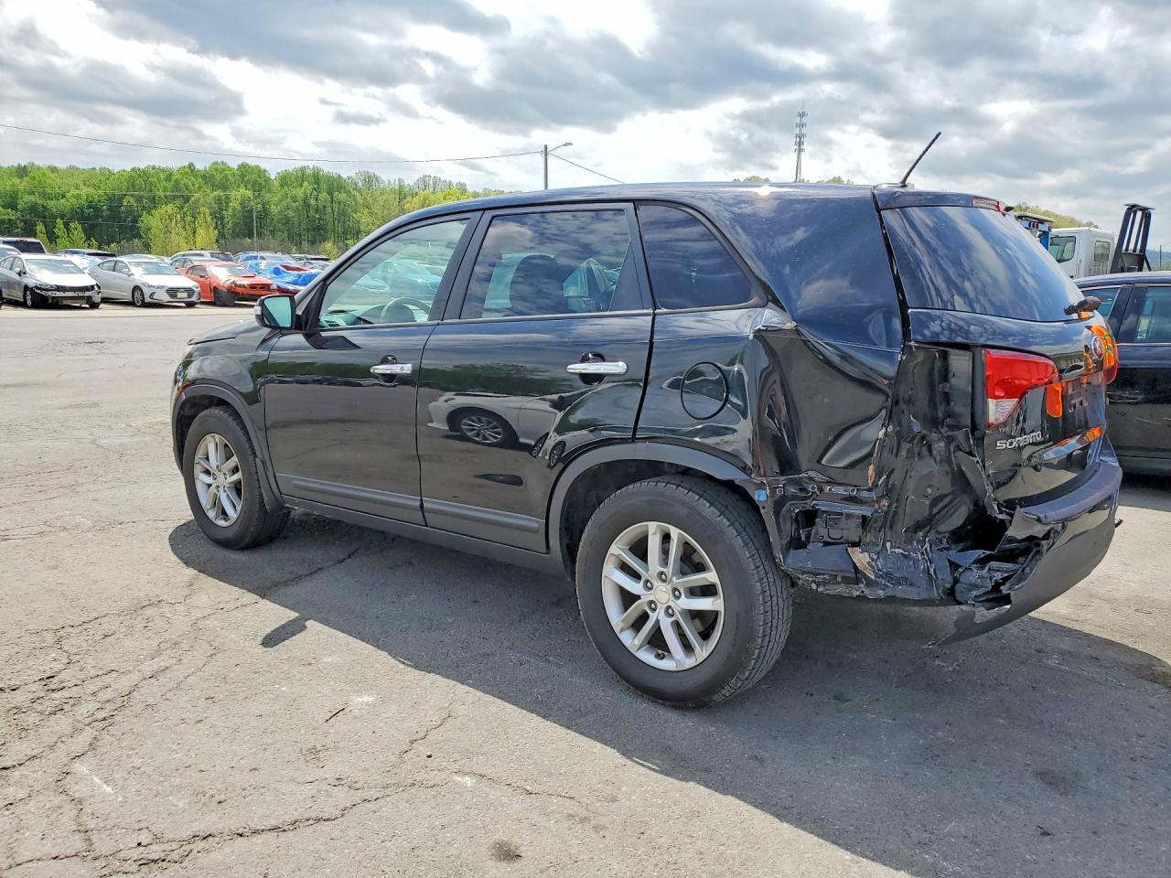 2015 KIA SORENTO LX photo 3