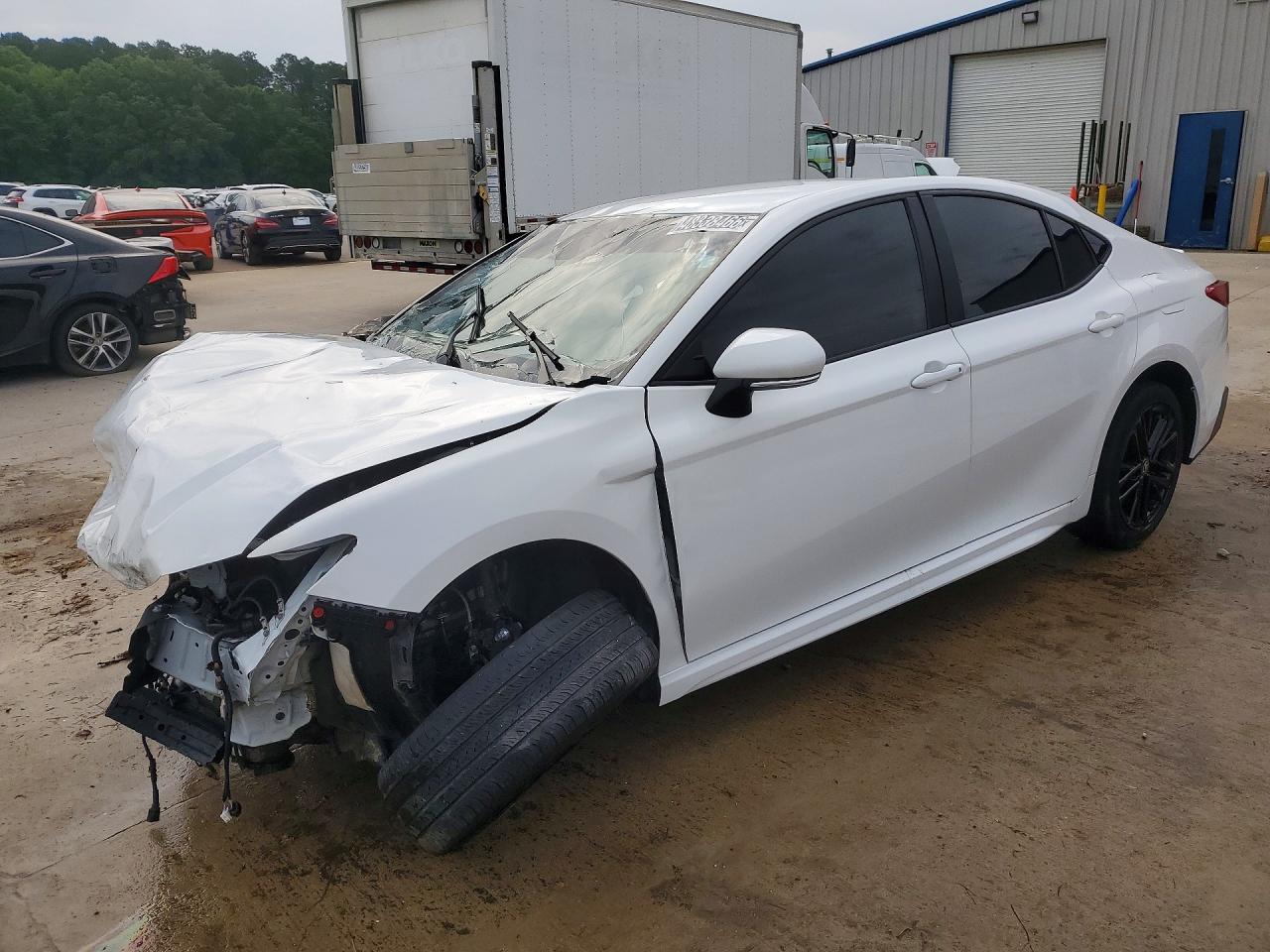 2025 TOYOTA CAMRY