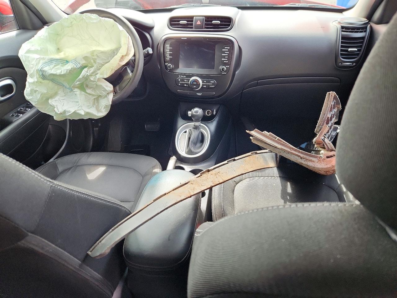 2018 KIA SOUL + photo 15
