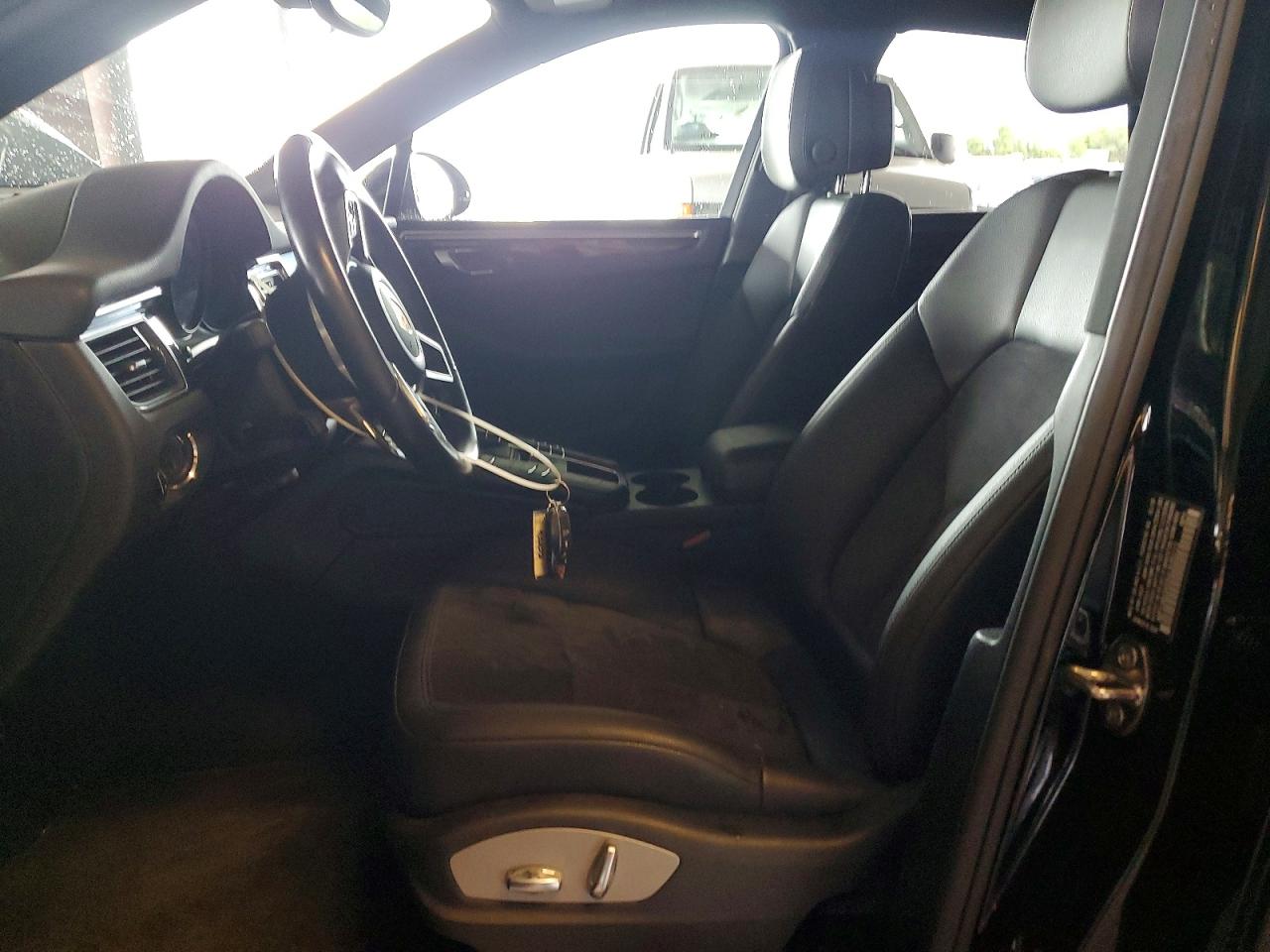 2018 PORSCHE MACAN S photo 13