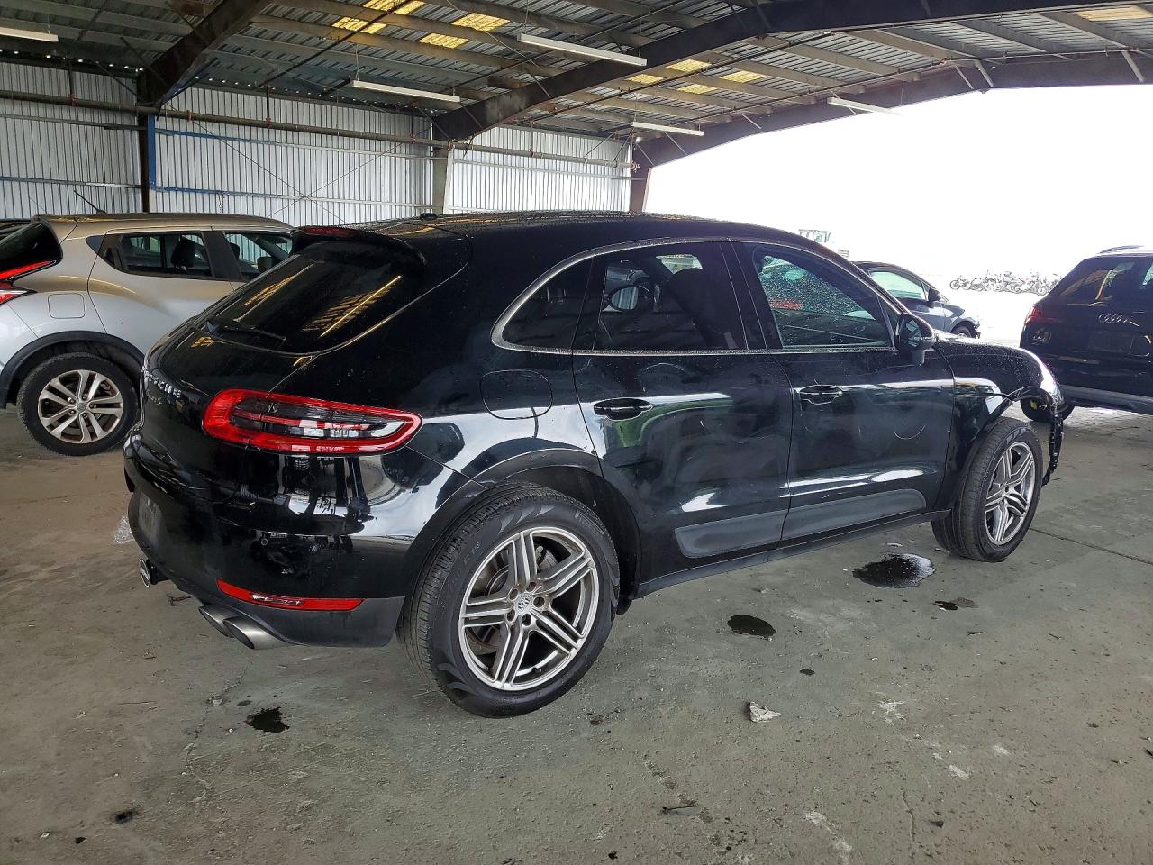 2018 PORSCHE MACAN S photo 5