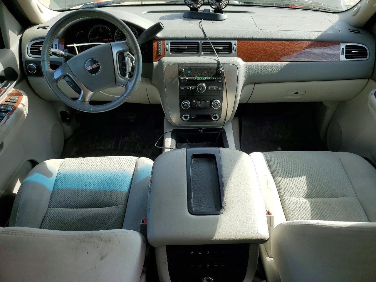 2007 GMC YUKON XL C1500 photo 22