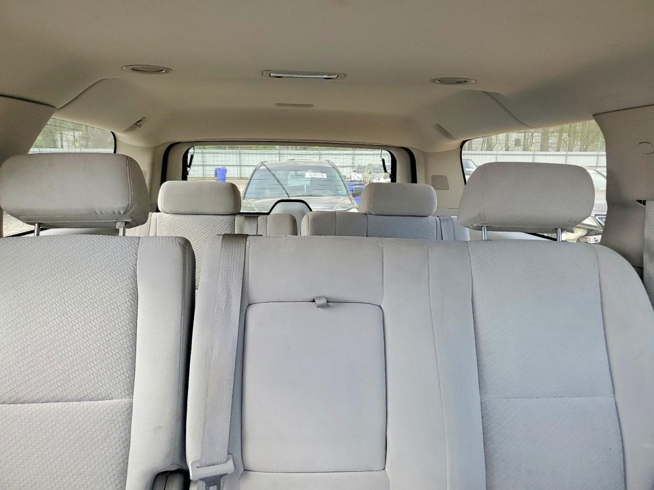 2007 GMC YUKON XL C1500 photo 28