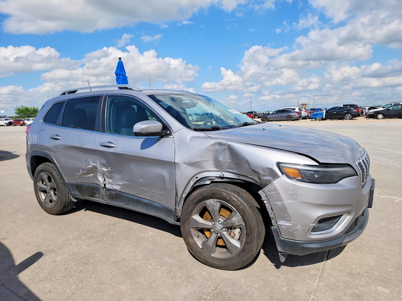2019 JEEP CHEROKEE LIMITED photo 4