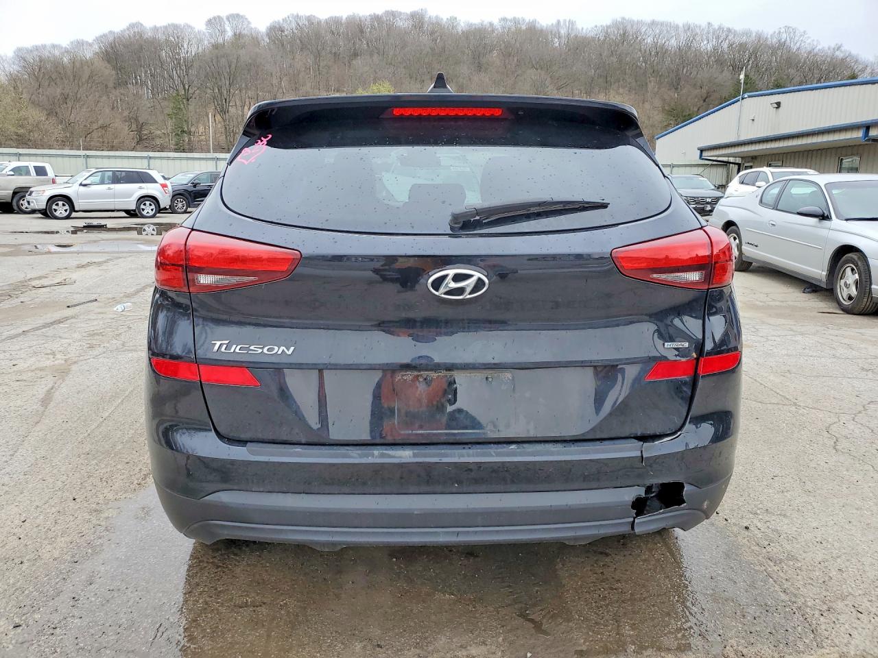 2020 HYUNDAI TUCSON SE photo 16