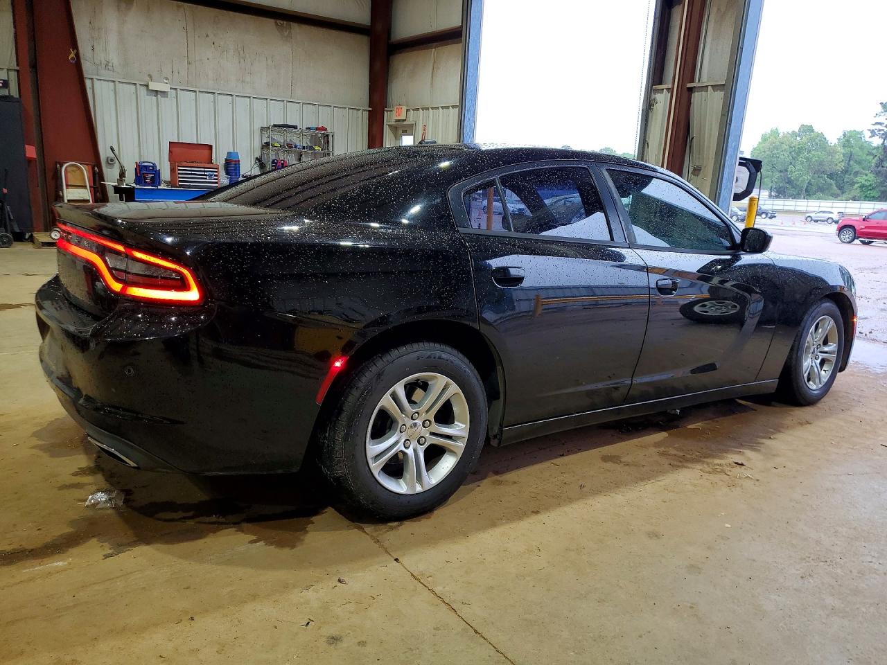 2015 DODGE CHARGER SE photo 5