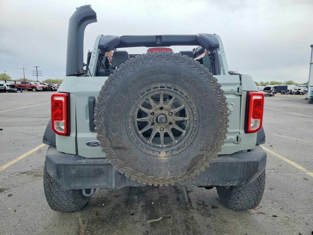 2023 FORD BRONCO BASE photo 6