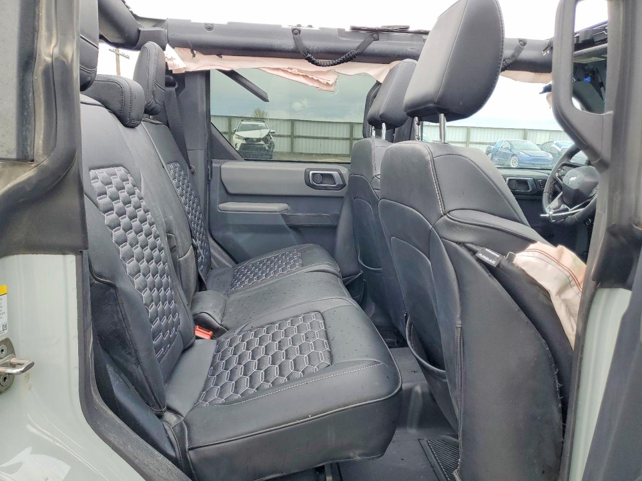 2023 FORD BRONCO BASE photo 10