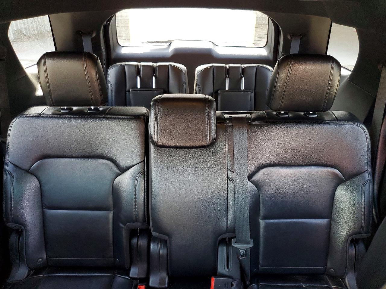 2016 FORD EXPLORER XLT photo 10