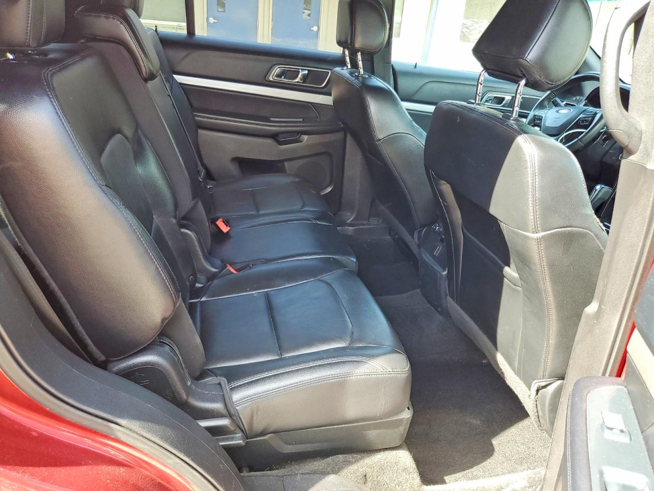 2016 FORD EXPLORER XLT photo 11