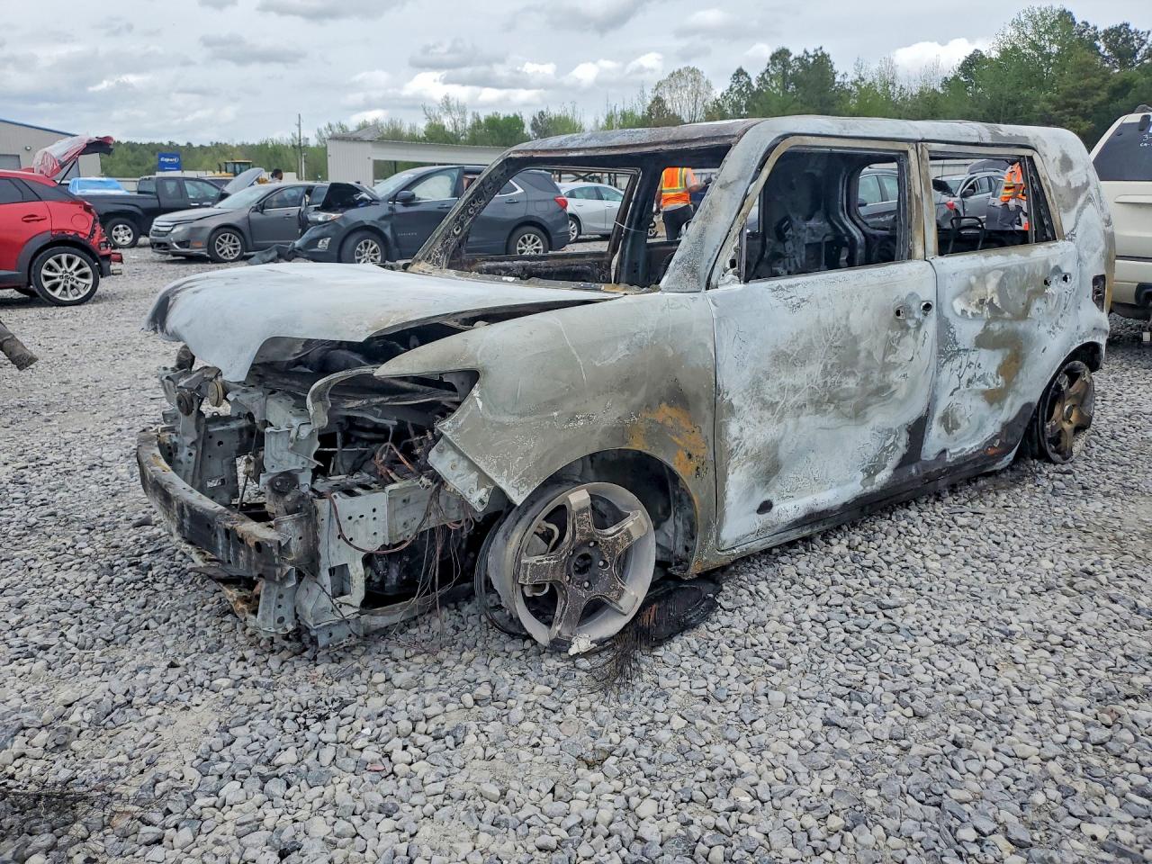 2009 TOYOTA SCION