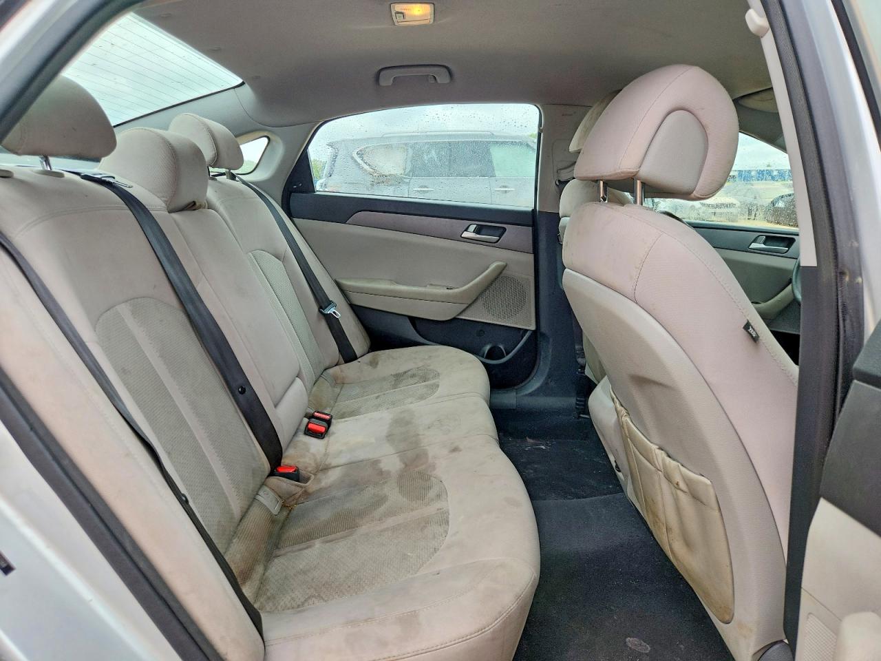 2015 HYUNDAI SONATA SE photo 19