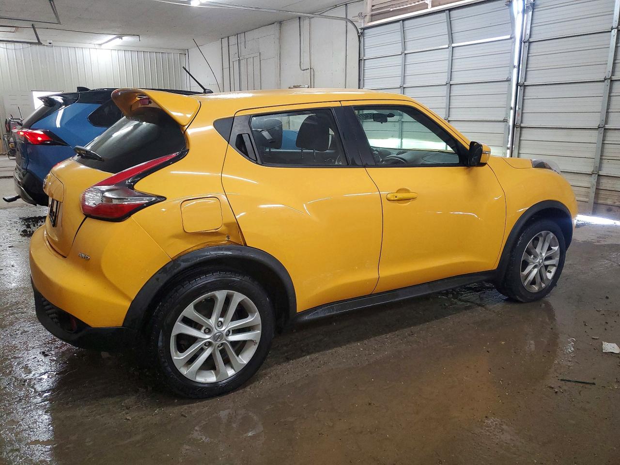 2015 NISSAN JUKE S photo 5