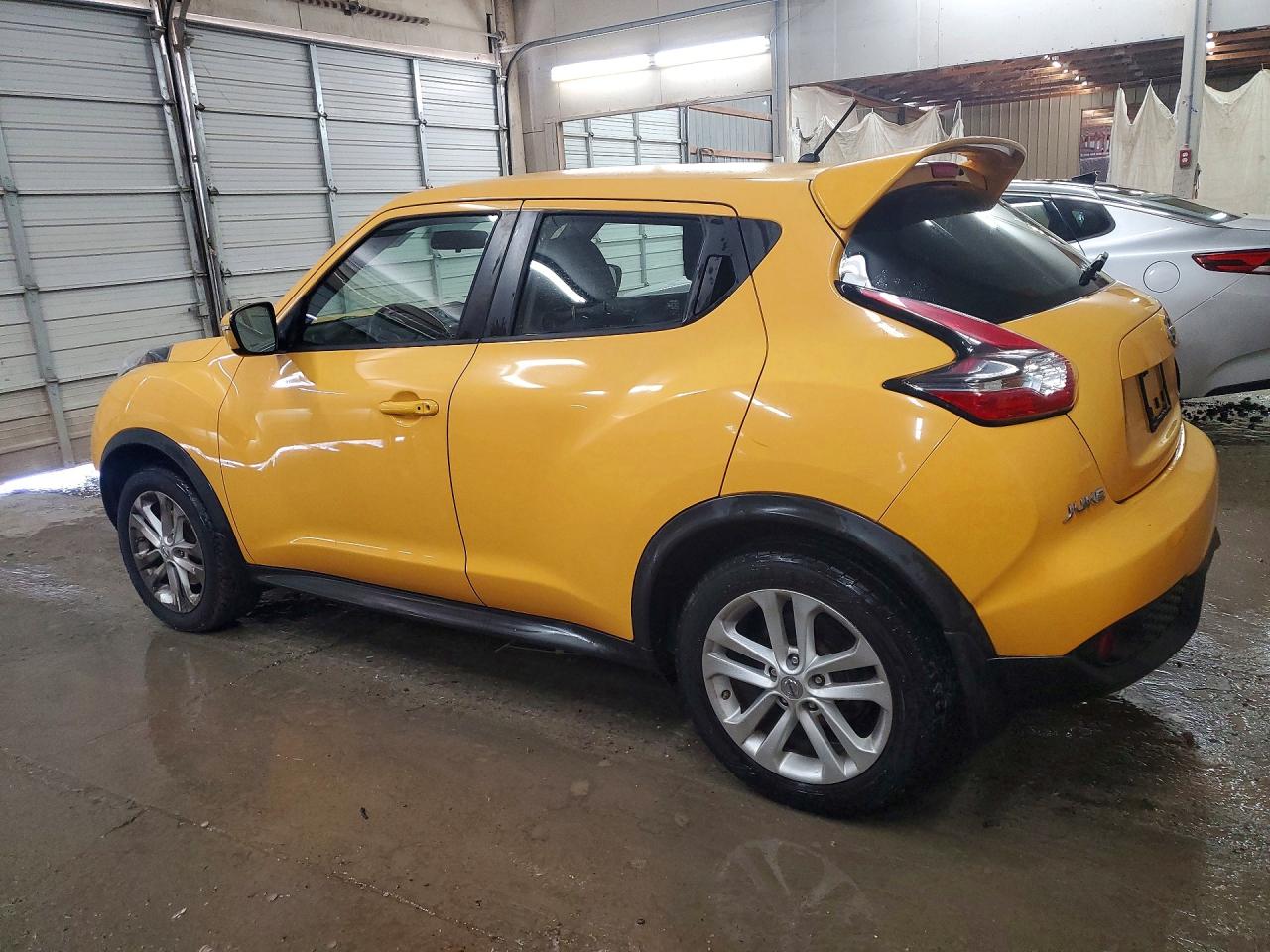 2015 NISSAN JUKE S photo 3