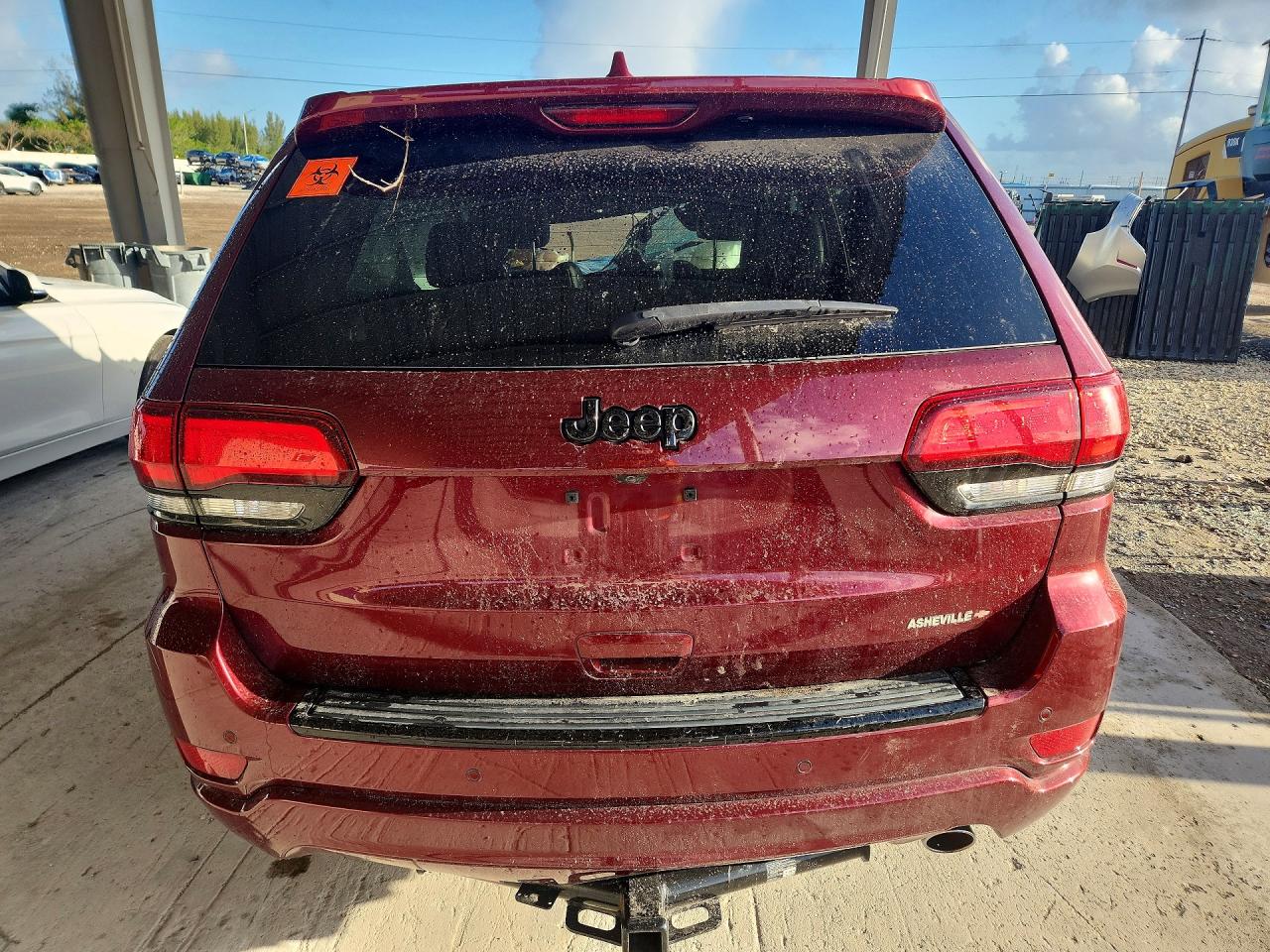 2018 JEEP GRAND CHEROKEE LAREDO photo 16