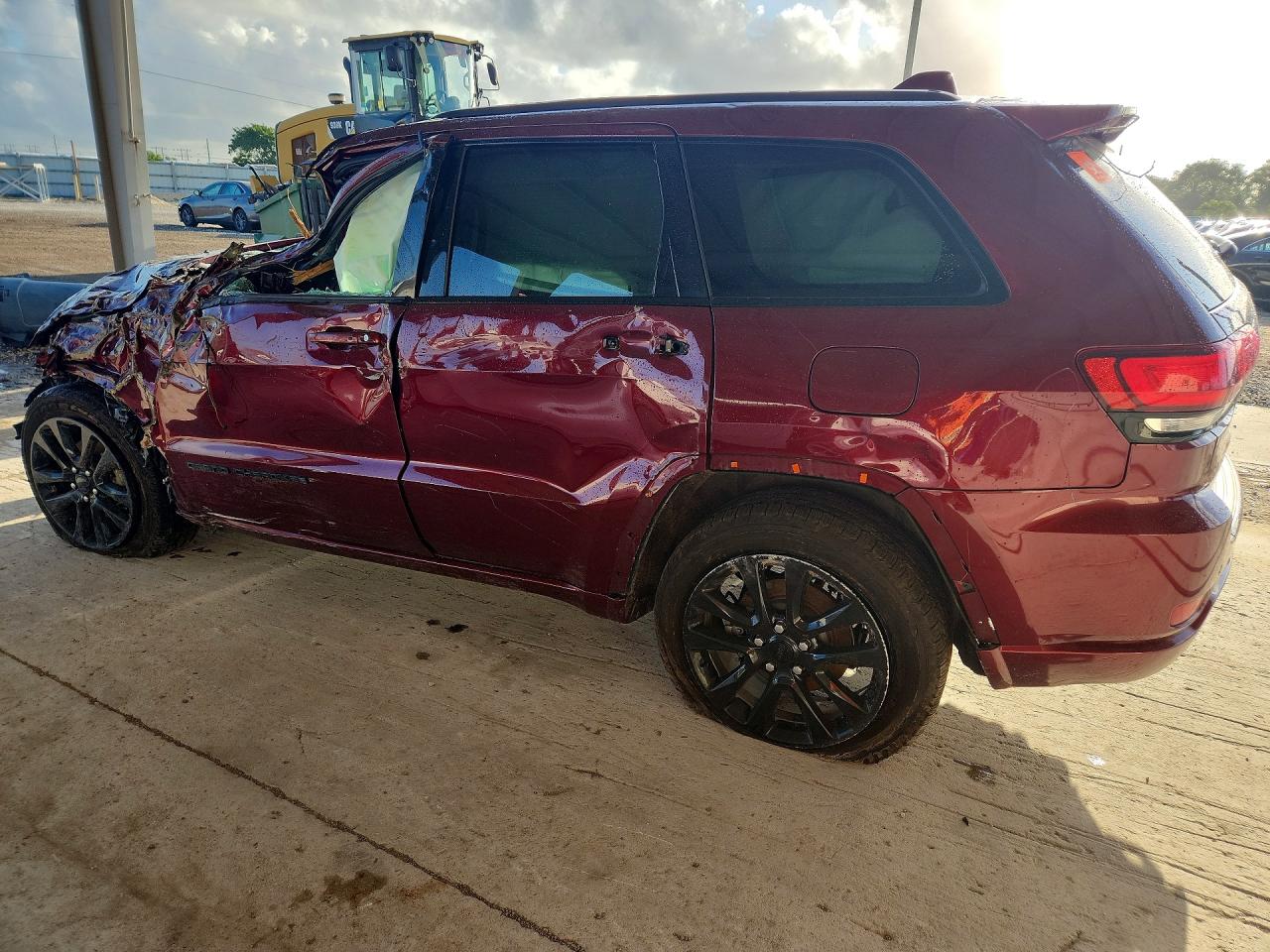 2018 JEEP GRAND CHEROKEE LAREDO photo 4