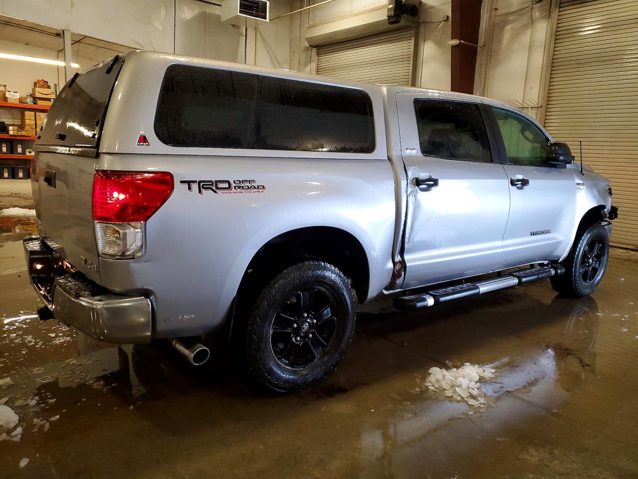 2013 TOYOTA TUNDRA photo 3
