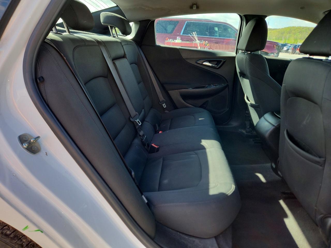 2016 CHEVROLET MALIBU LS photo 19