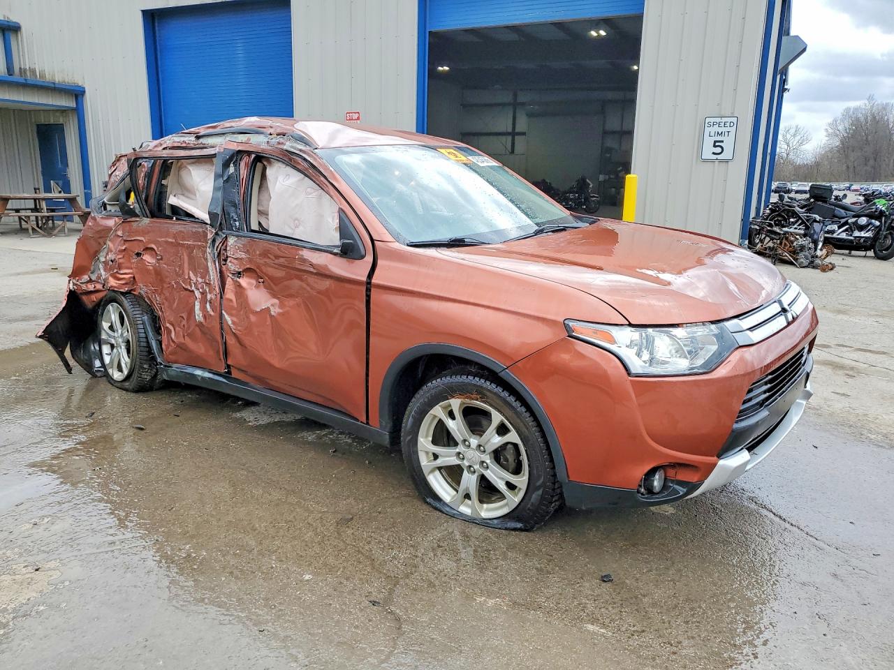 2015 MITSUBISHI OUTLANDER SE photo 7