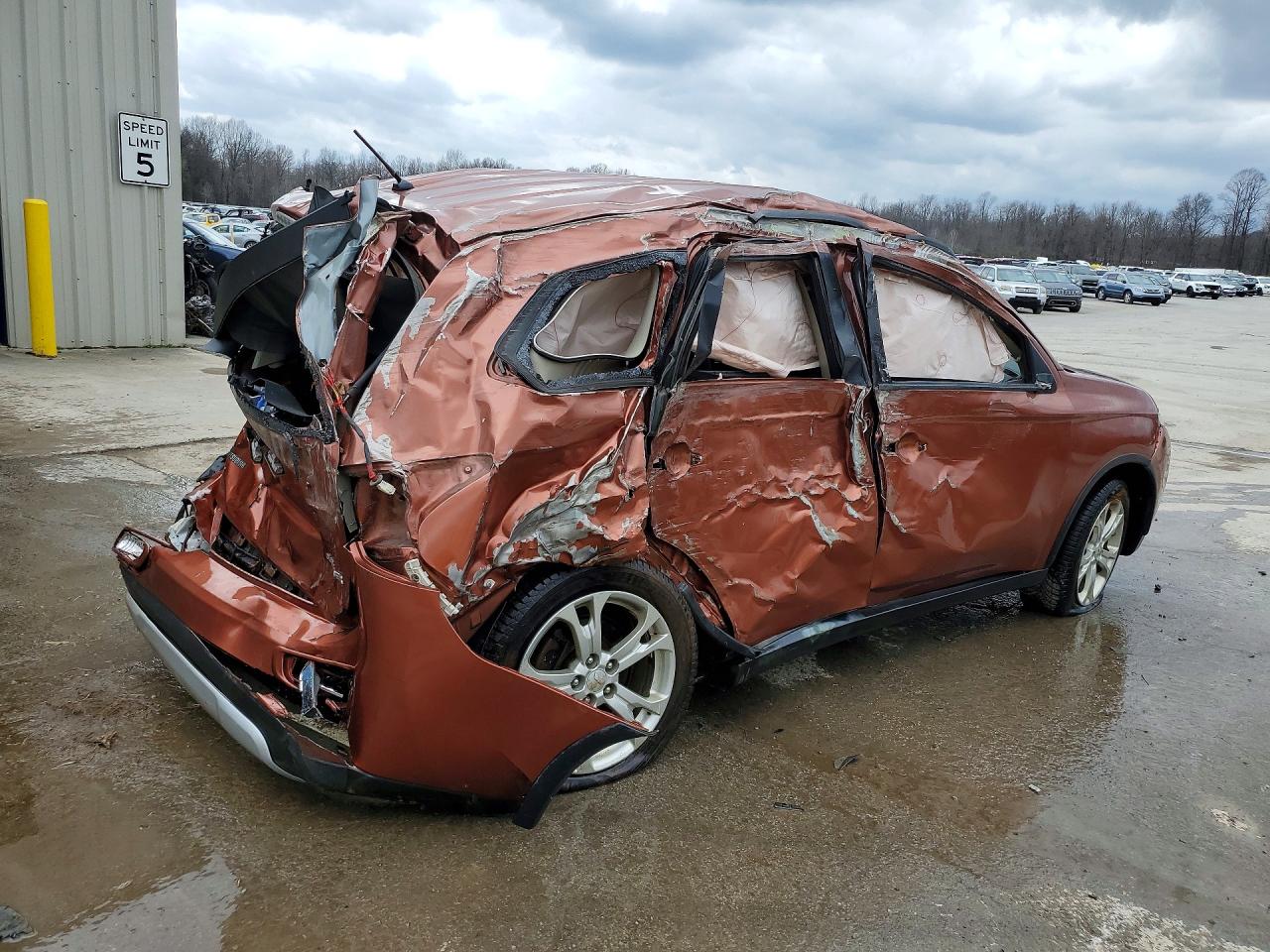 2015 MITSUBISHI OUTLANDER SE photo 5