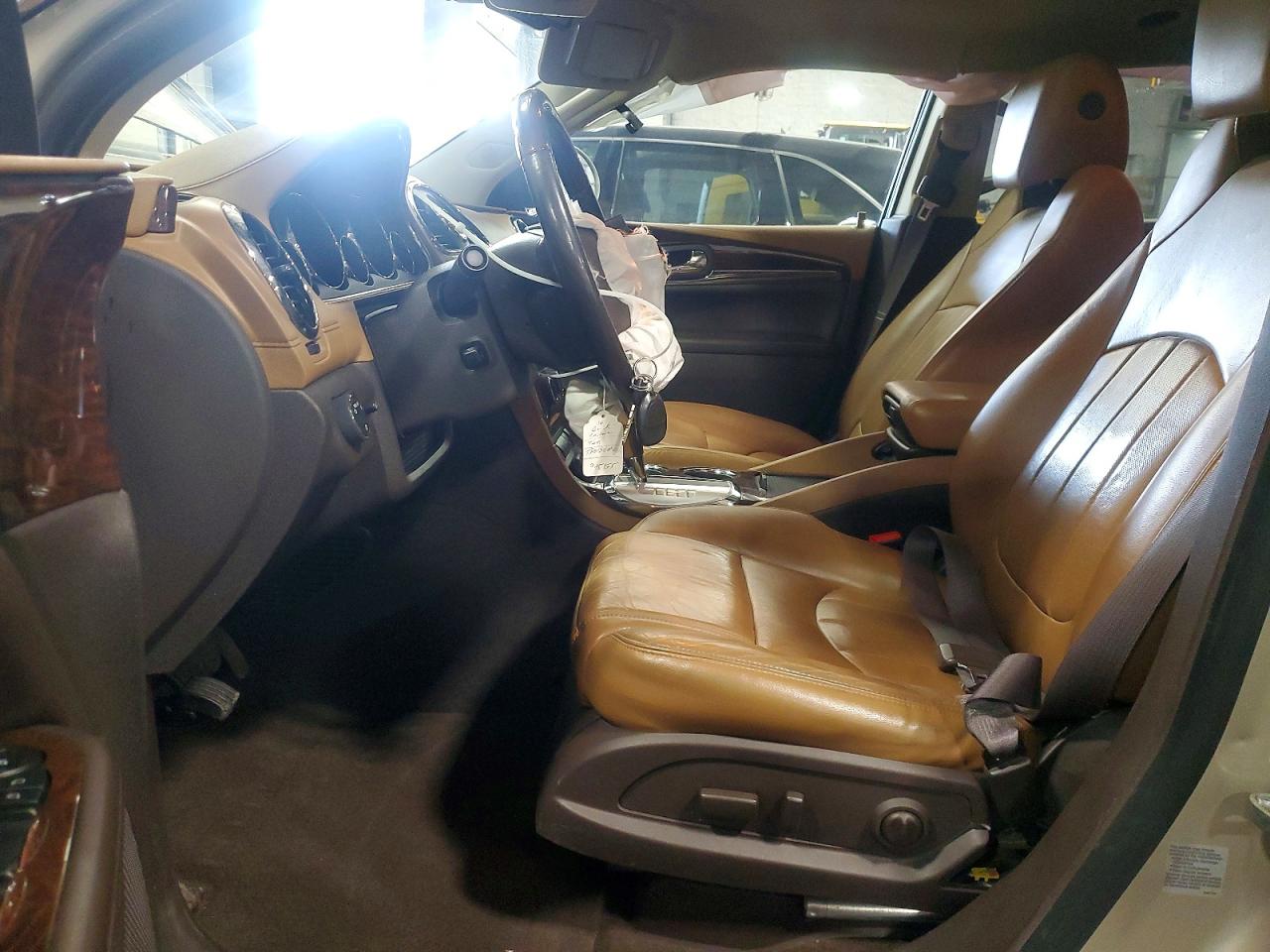 2016 BUICK ENCLAVE photo 13