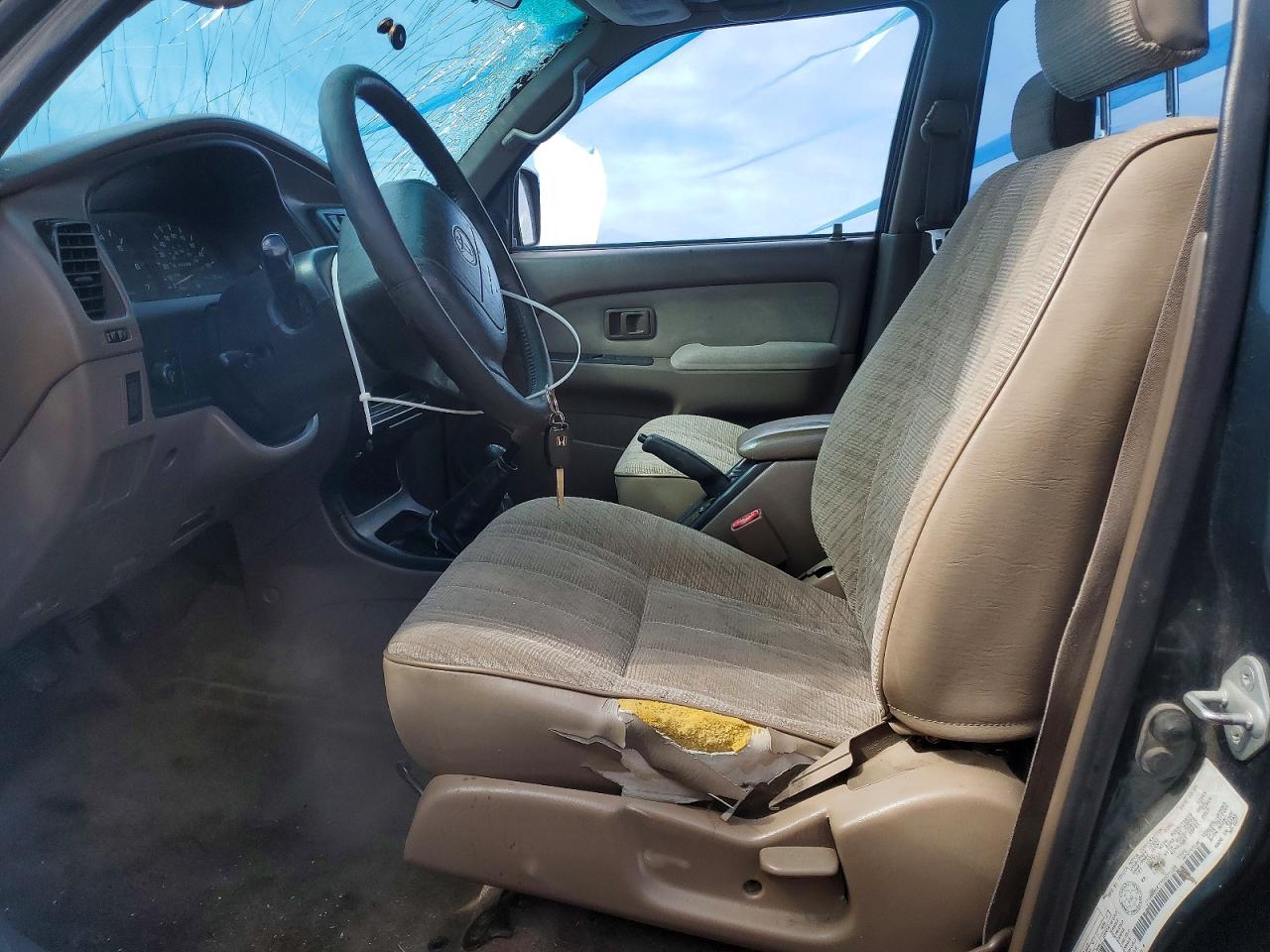 1996 TOYOTA 4RUNNER SR5 photo 13