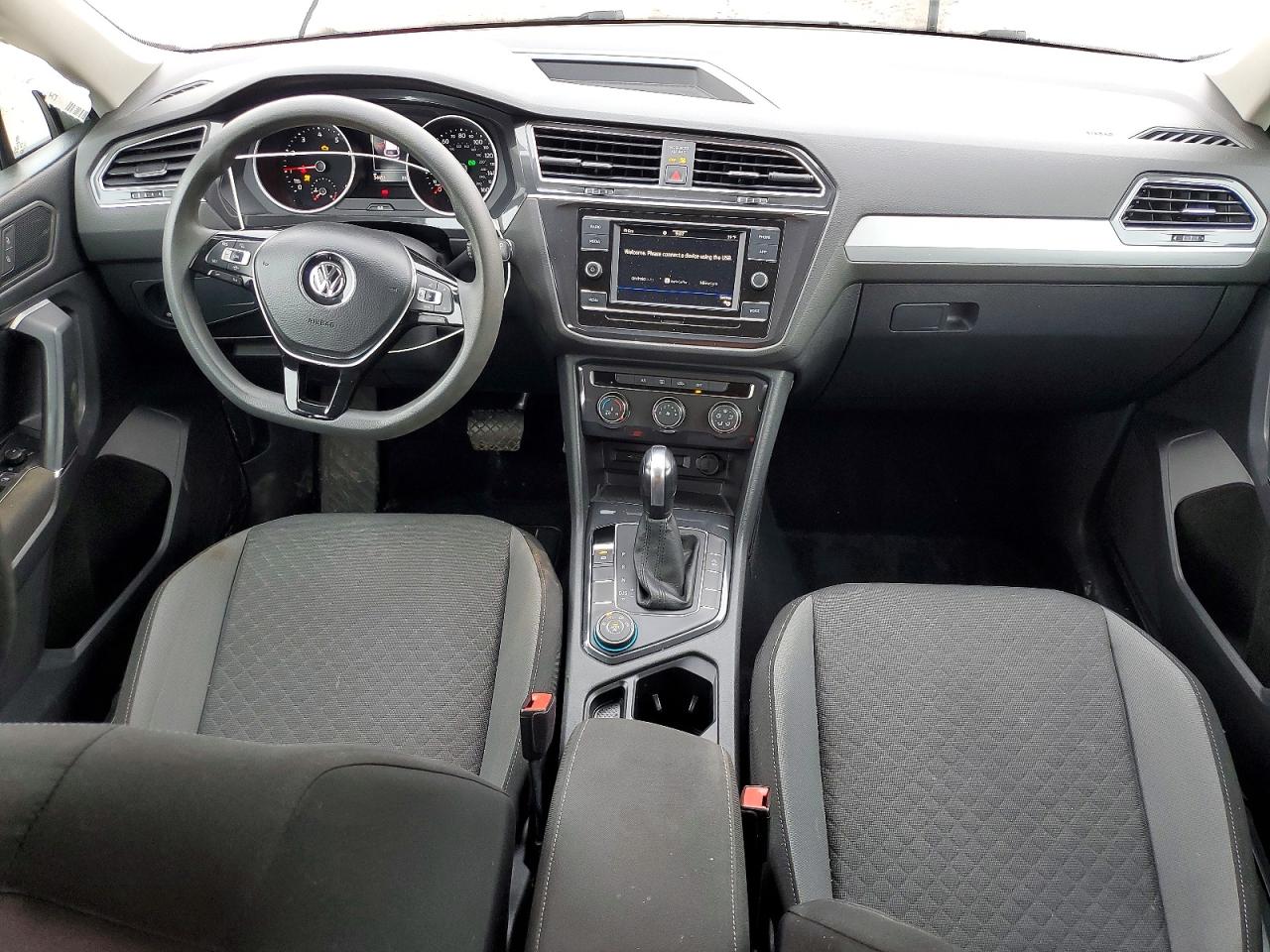 2020 VOLKSWAGEN TIGUAN S photo 22