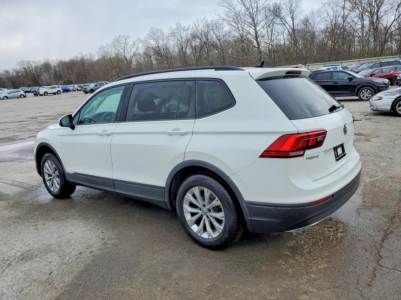 2020 VOLKSWAGEN TIGUAN S photo 4