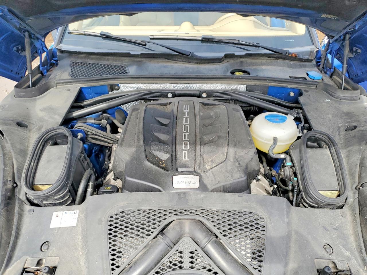 2015 PORSCHE MACAN S photo 21