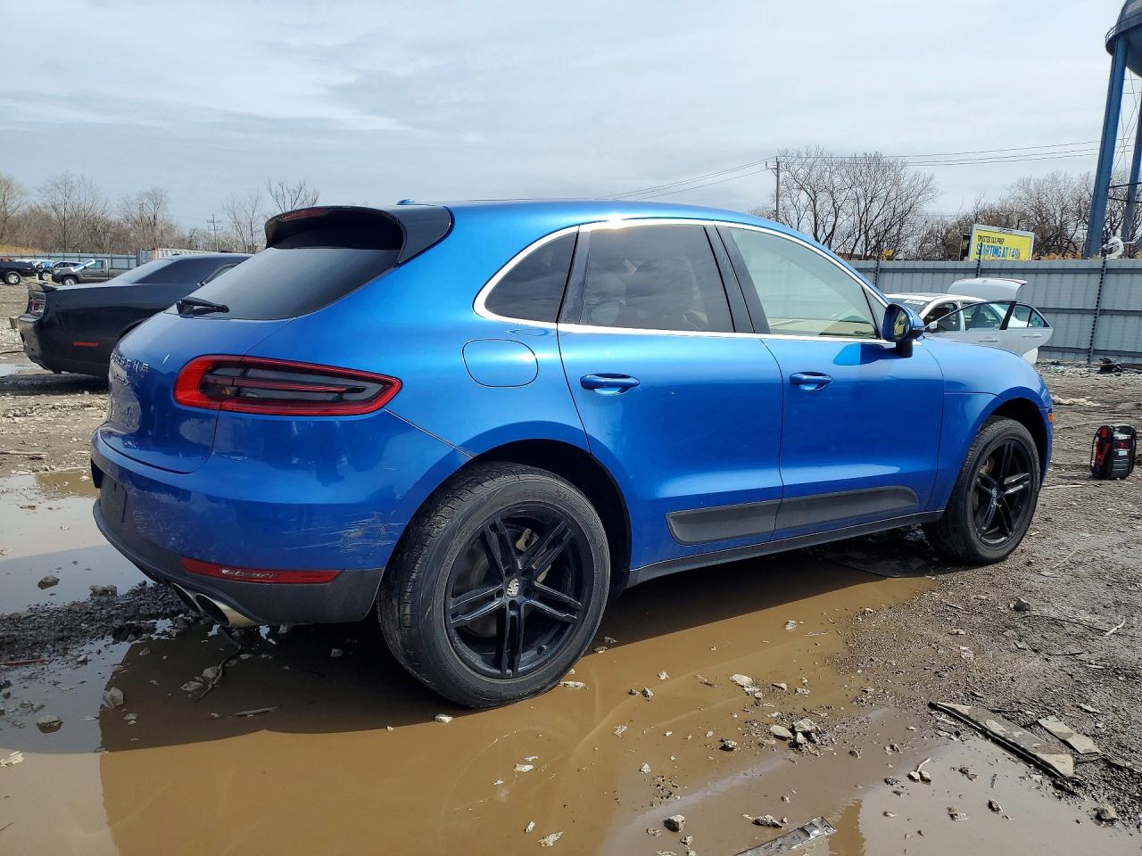2015 PORSCHE MACAN S photo 5