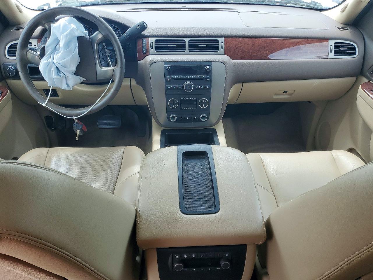 2011 GMC YUKON XL C1500 SLT photo 15
